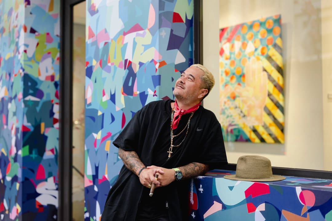 QUÝ ÔNG GRAFFITI SẮC MÀU